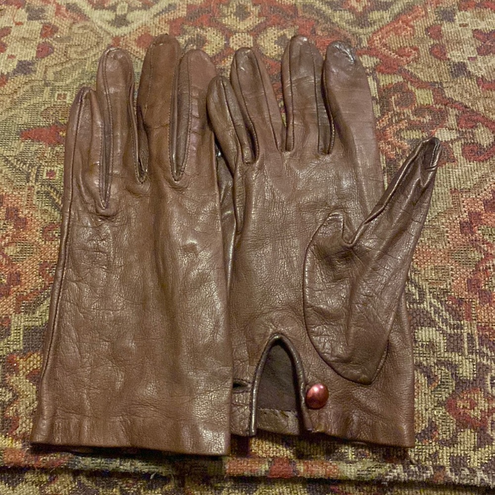Vintage Soft Subtle Leather Gloves
